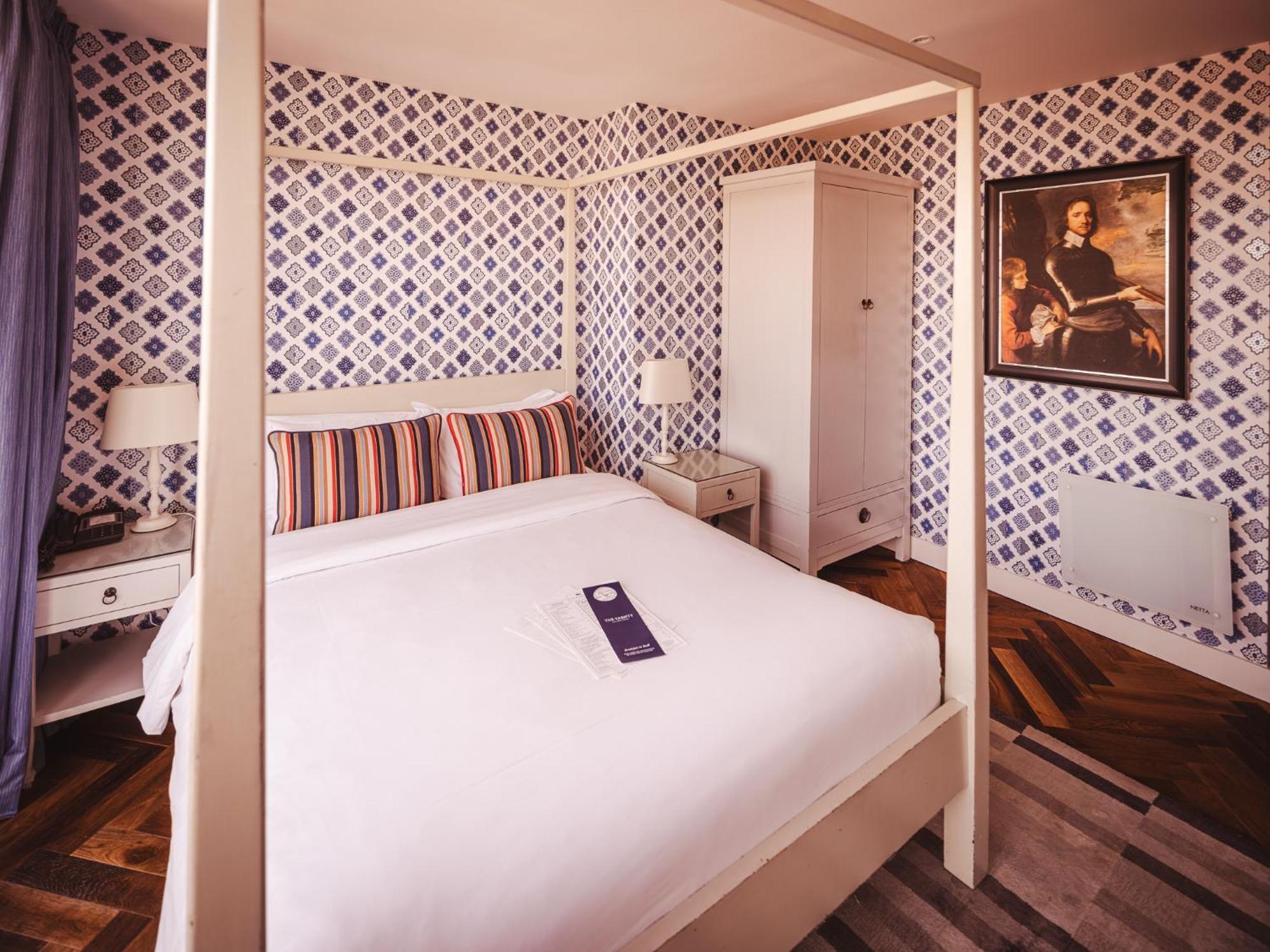 The Varsity & 4* Cambridge (Cambridgeshire)